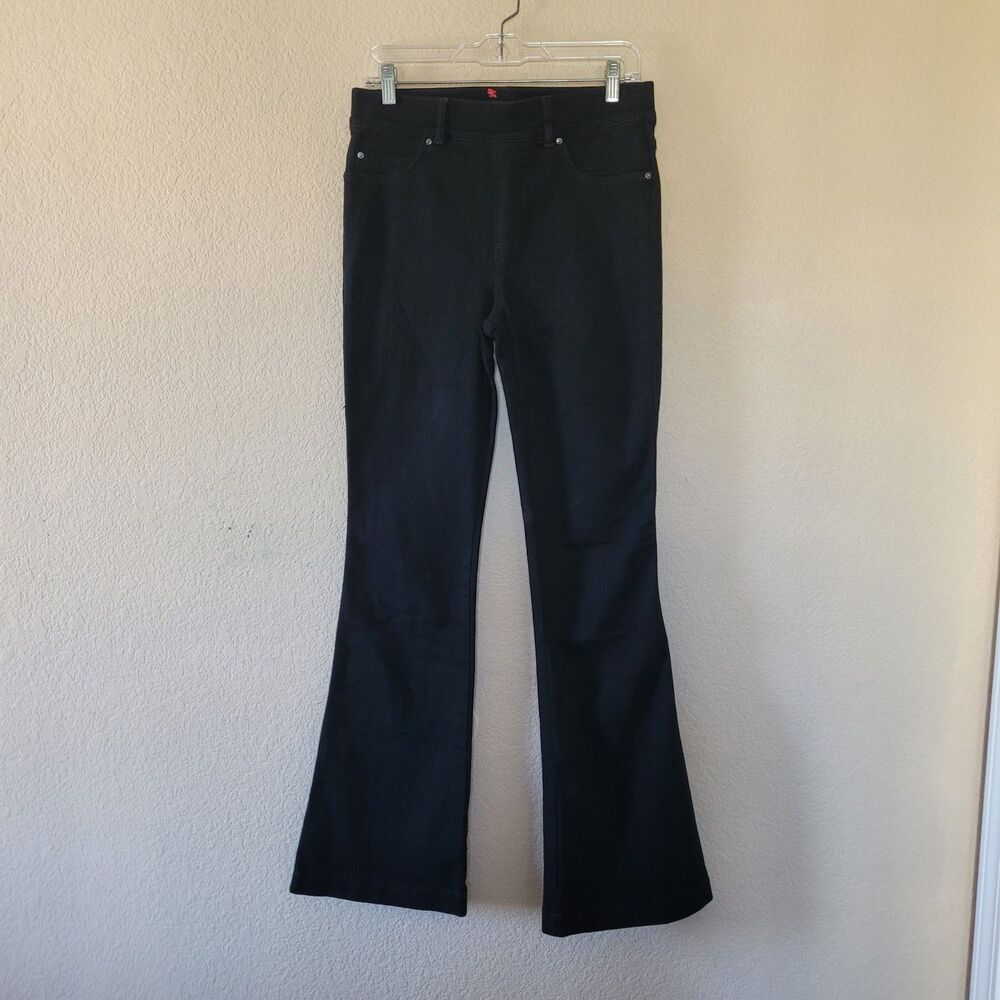 Spanx Flare Leg Pull-On Jeans Sz Medium High Rise Black Stretchy Slimming Casual